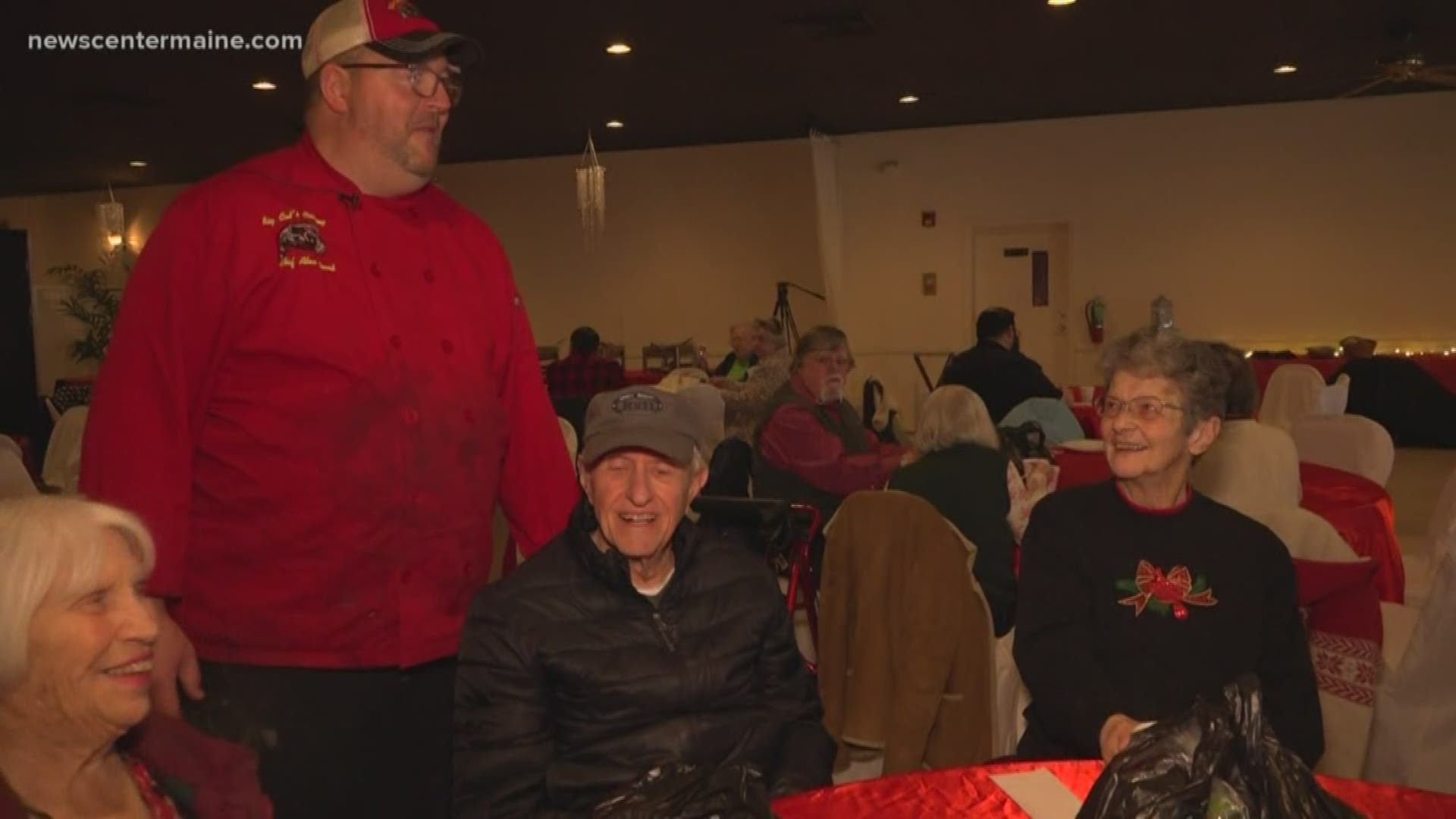 Owners of Big at's Catering started a new holiday tradition, by feeding everyone in town.
