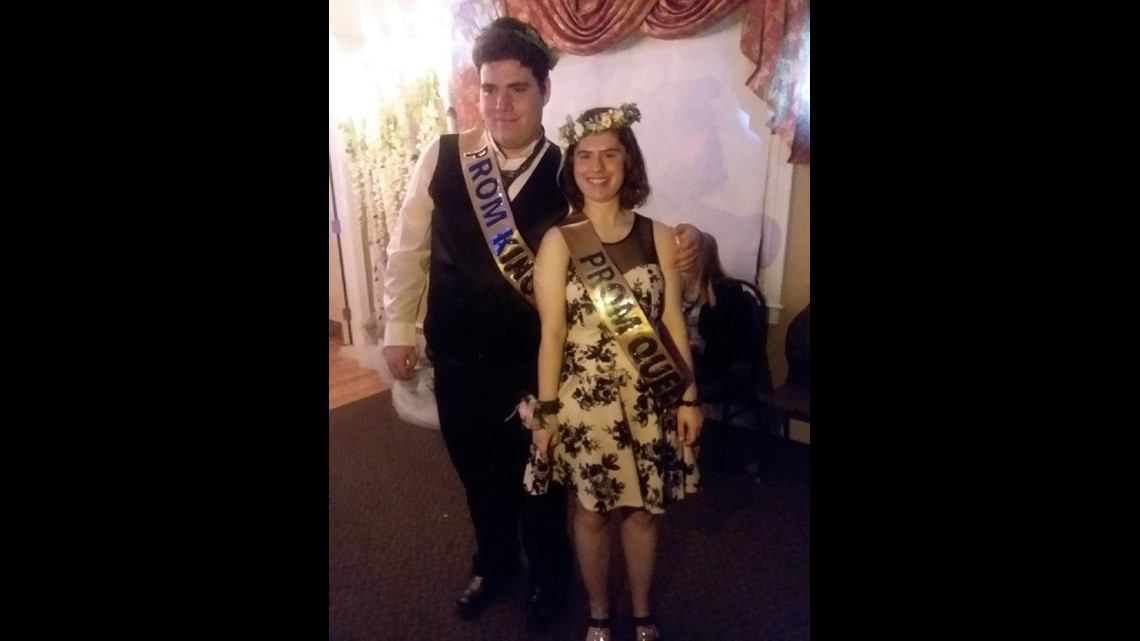 Cambridge High School's prom king and queen selected