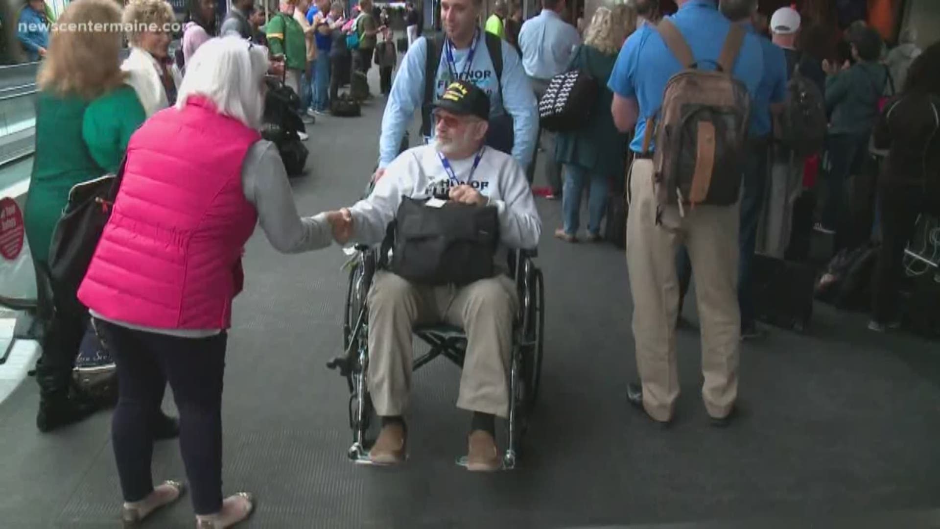 Honor flight veterans on their way to D.C. get a warm welcome in Baltimore.