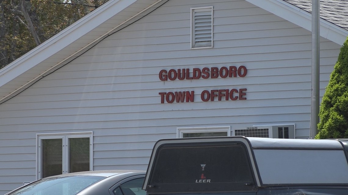 Town of Gouldsboro votes to keep police department after chief steps