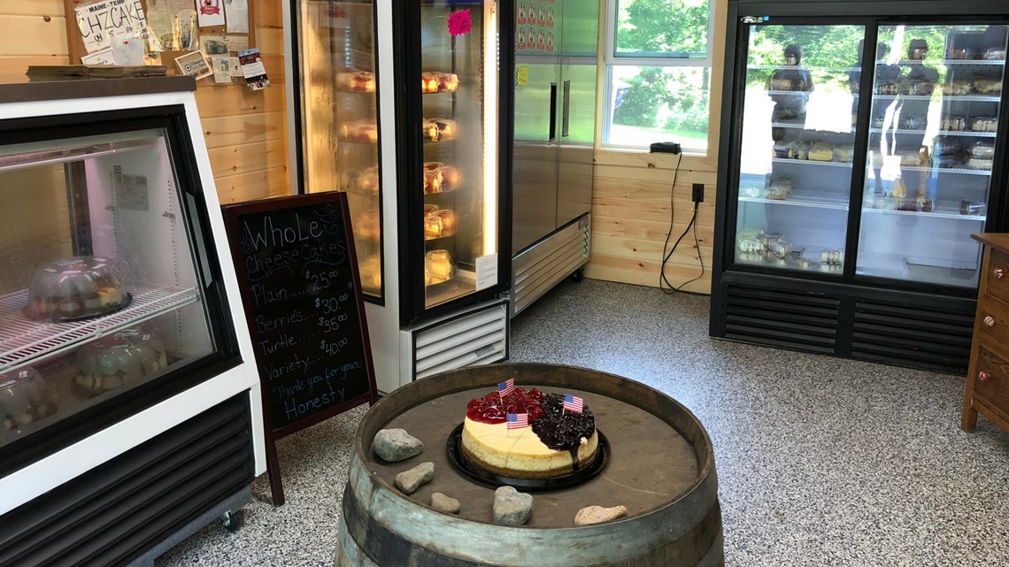 FoodieFroomkin Cheesin' for Momo's Cheesecakes!