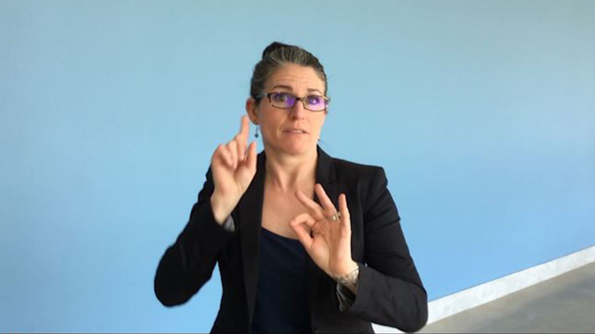 Expressive American Sign Language interpreter gains attention in Maine CDC briefings