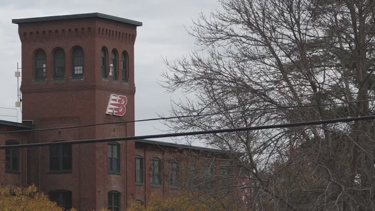new balance factory in maine