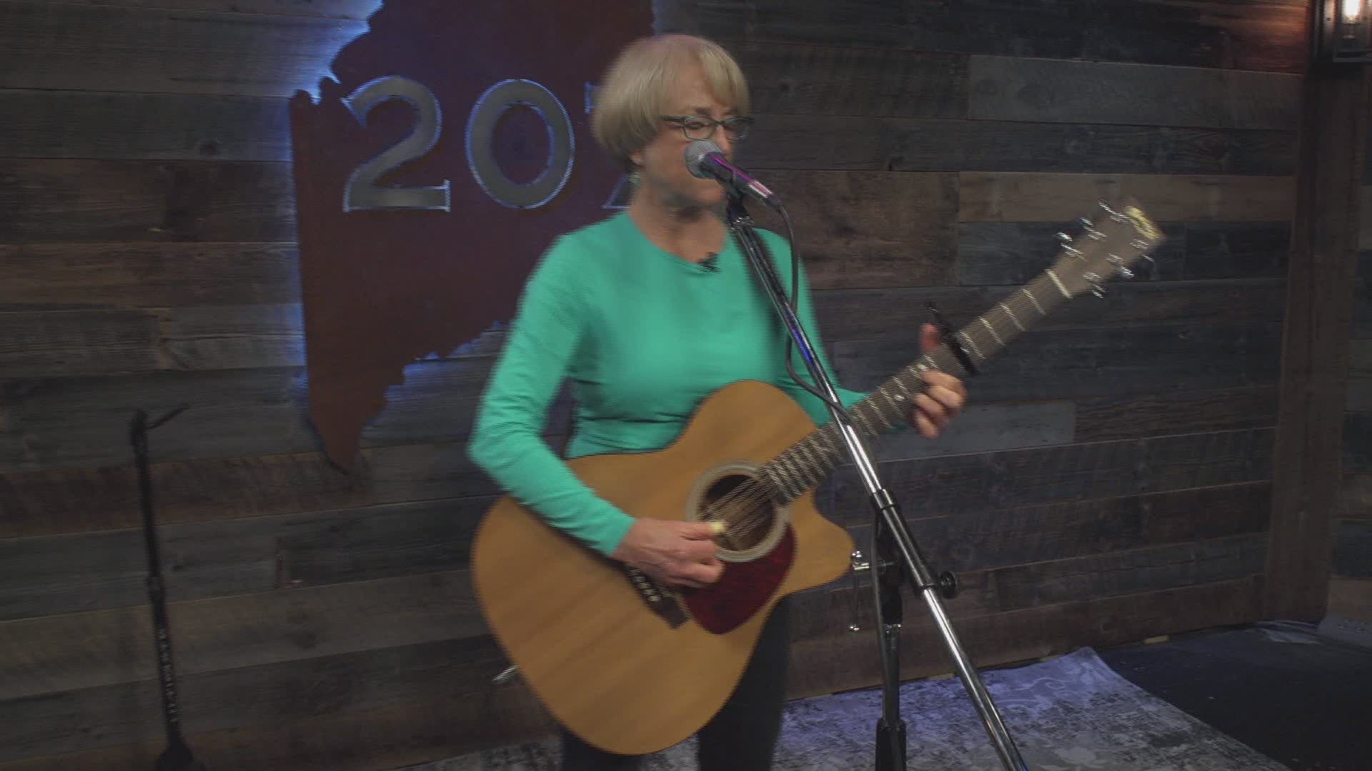 Maine folk musician Anni Clark plays one of her original songs in the 207 studio.