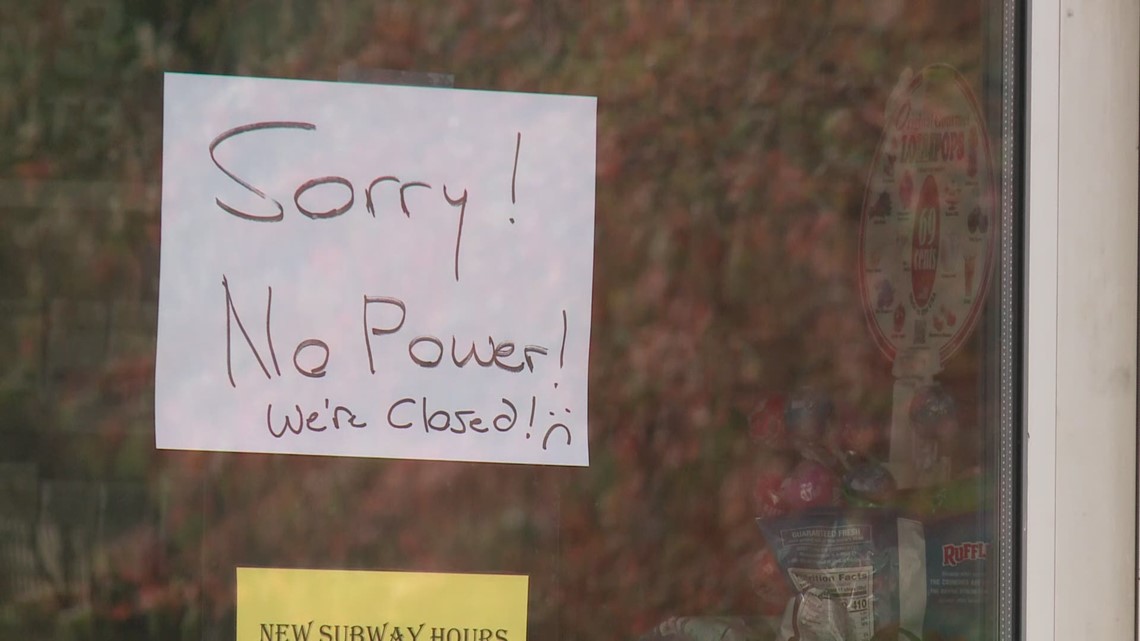 Powerful nor'easter causes gas and ice shortages across Maine