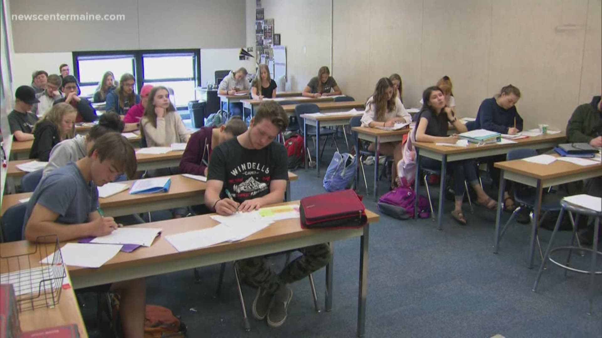 Maine legislators are discussing a new bill to determine how much the state should pay for school funding.