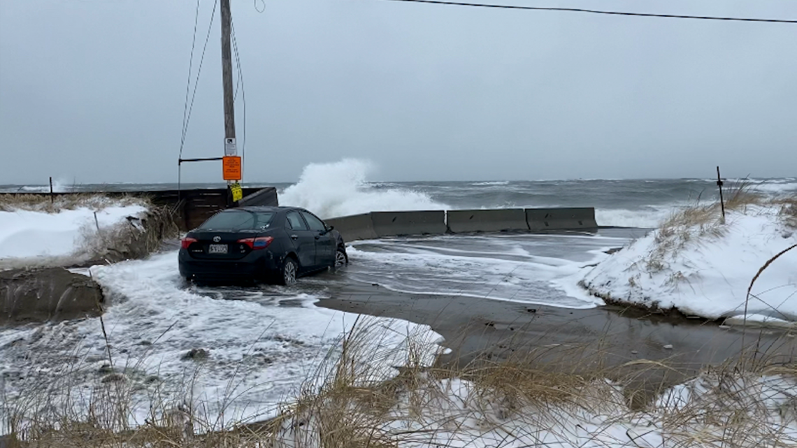 Powerful nor'easter causes flooding in coastal Maine | newscentermaine.com