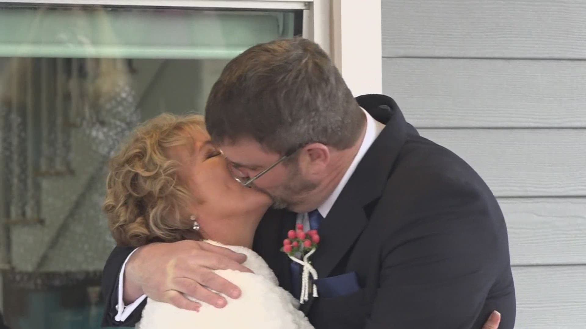 Northeast Harbor couple says "I Do" in a drive-thru wedding at their local bank