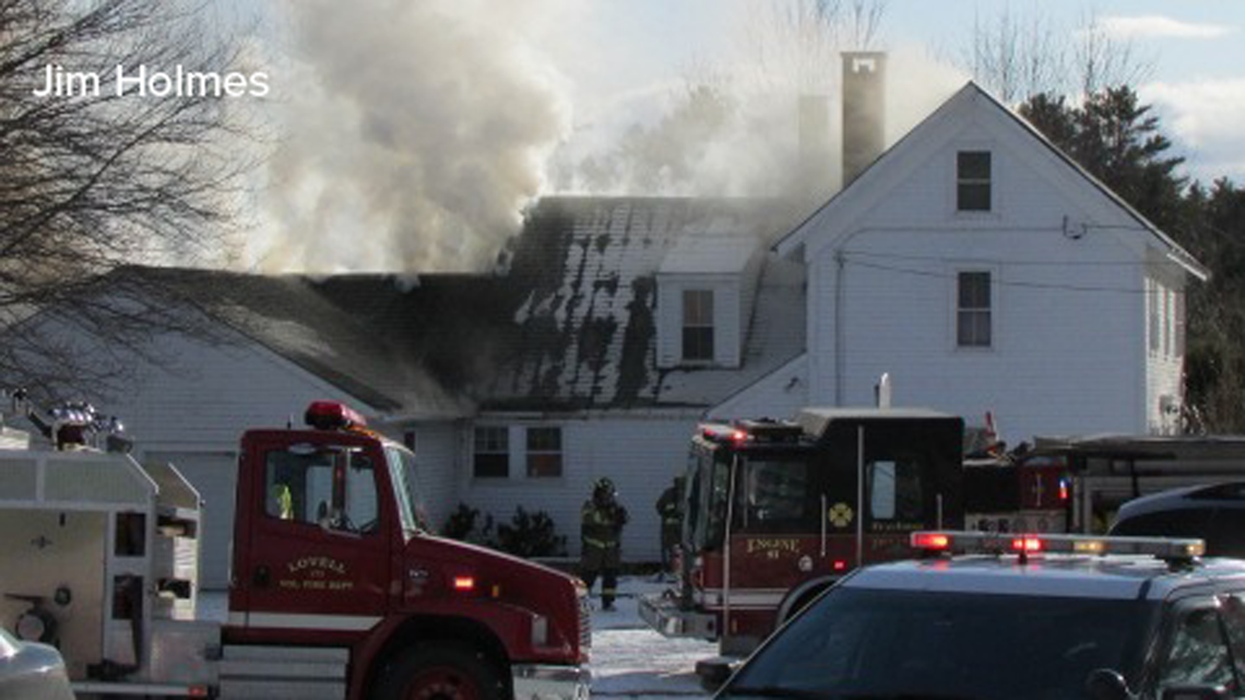 Fryeburg fire closes parts of Route 5