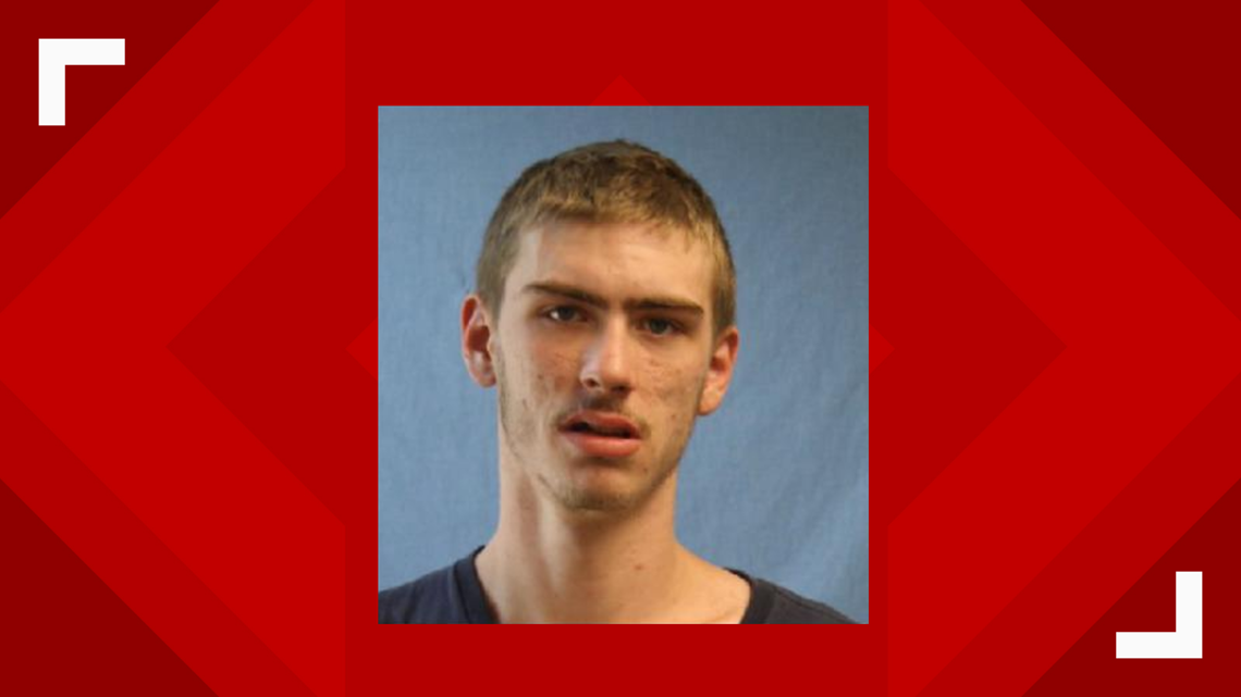 One man arrested, police search for more involved in Big Apple robbery ...