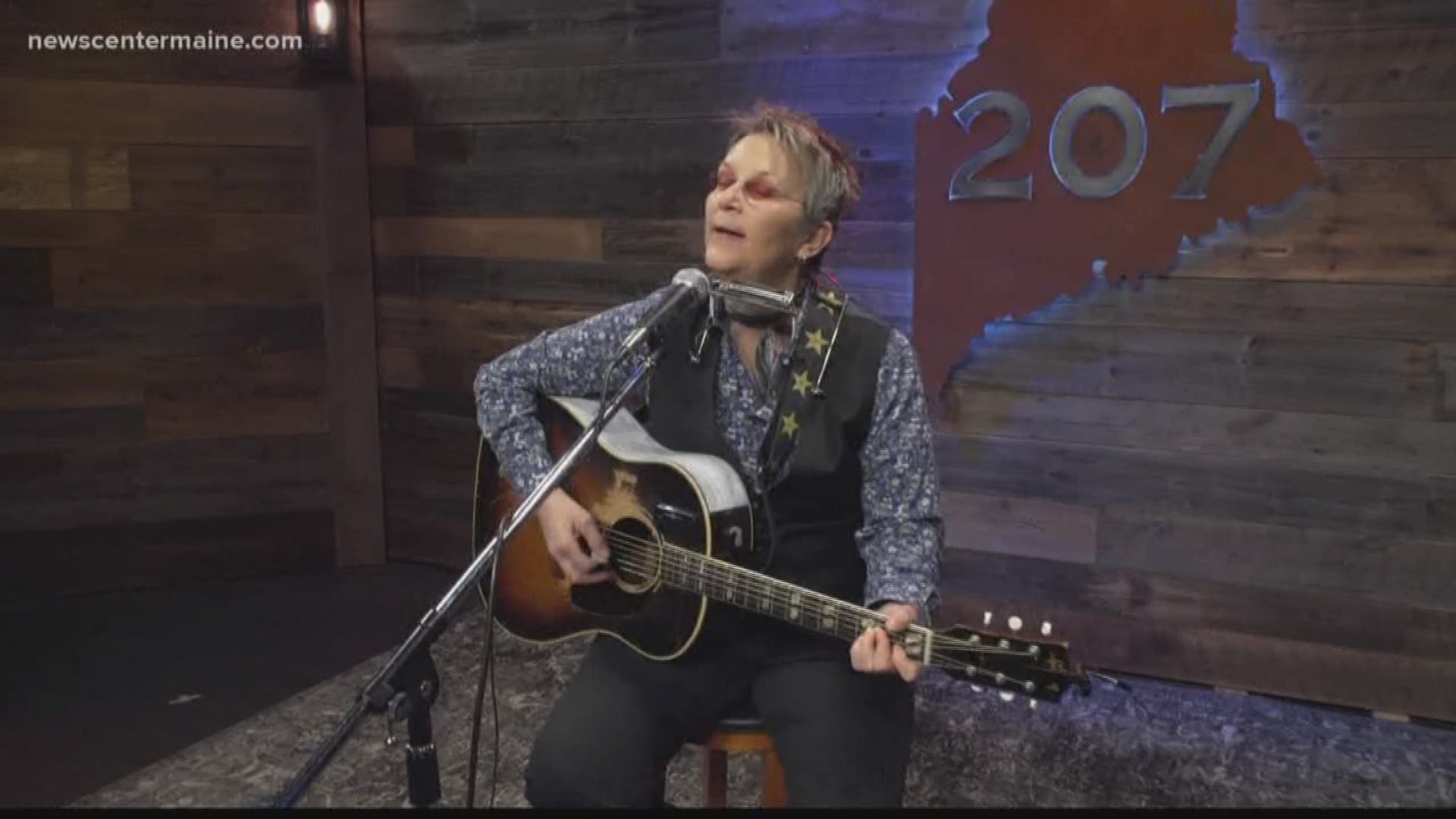 Mary Gauthier writes songs with veterans