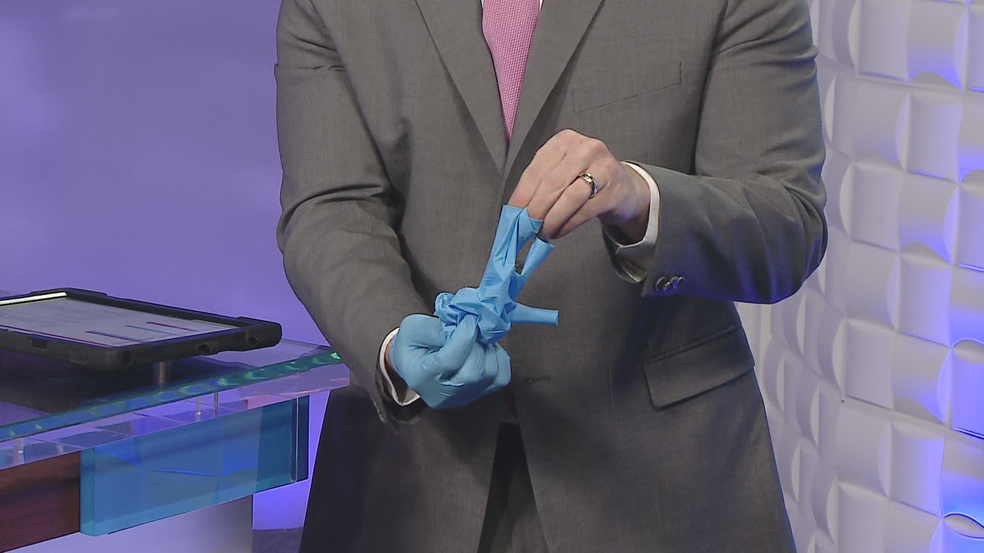 NEWS CENTER Maine's Clay Gordon shows us how to properly take off gloves to avoid spreading germs amid the coronavirus pandemic.