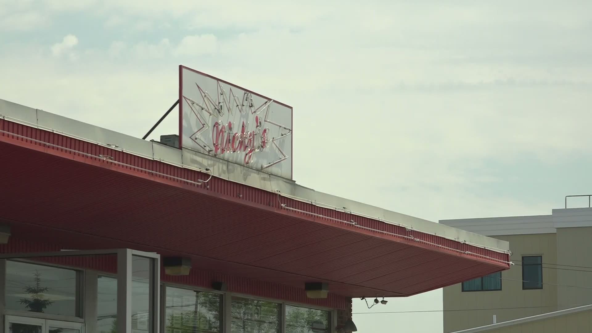 Nicky's Cruisin' Diner will say a final goodbye to its loyal customers on Tuesday.