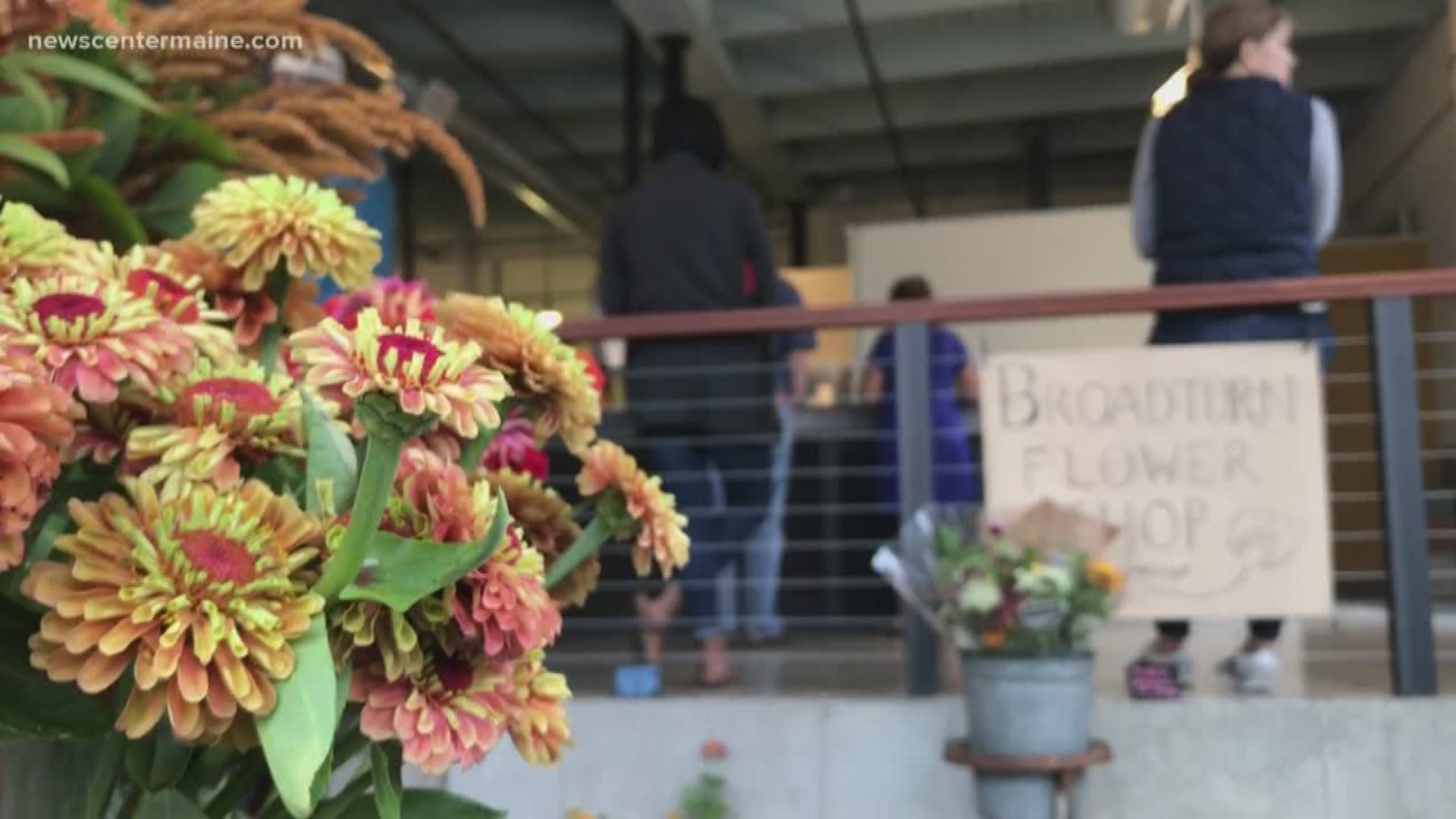 Florist moves into a Portland bagel shop