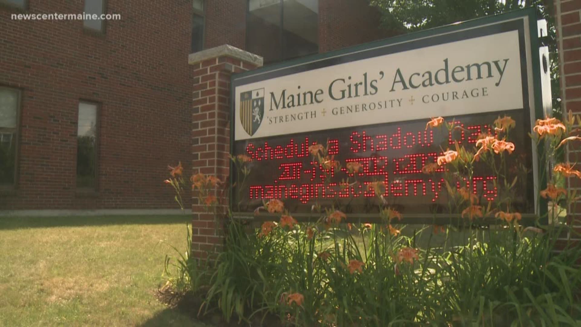 Maine's only all-girls school to close