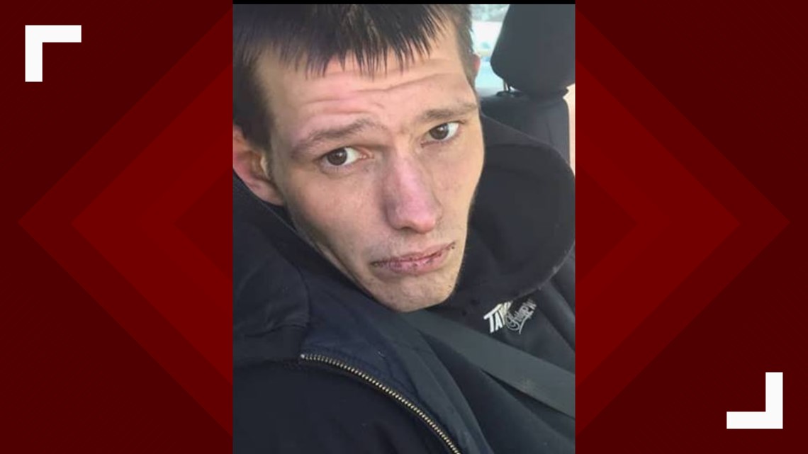 Corinth man charged after fleeing scene of crash that injured two