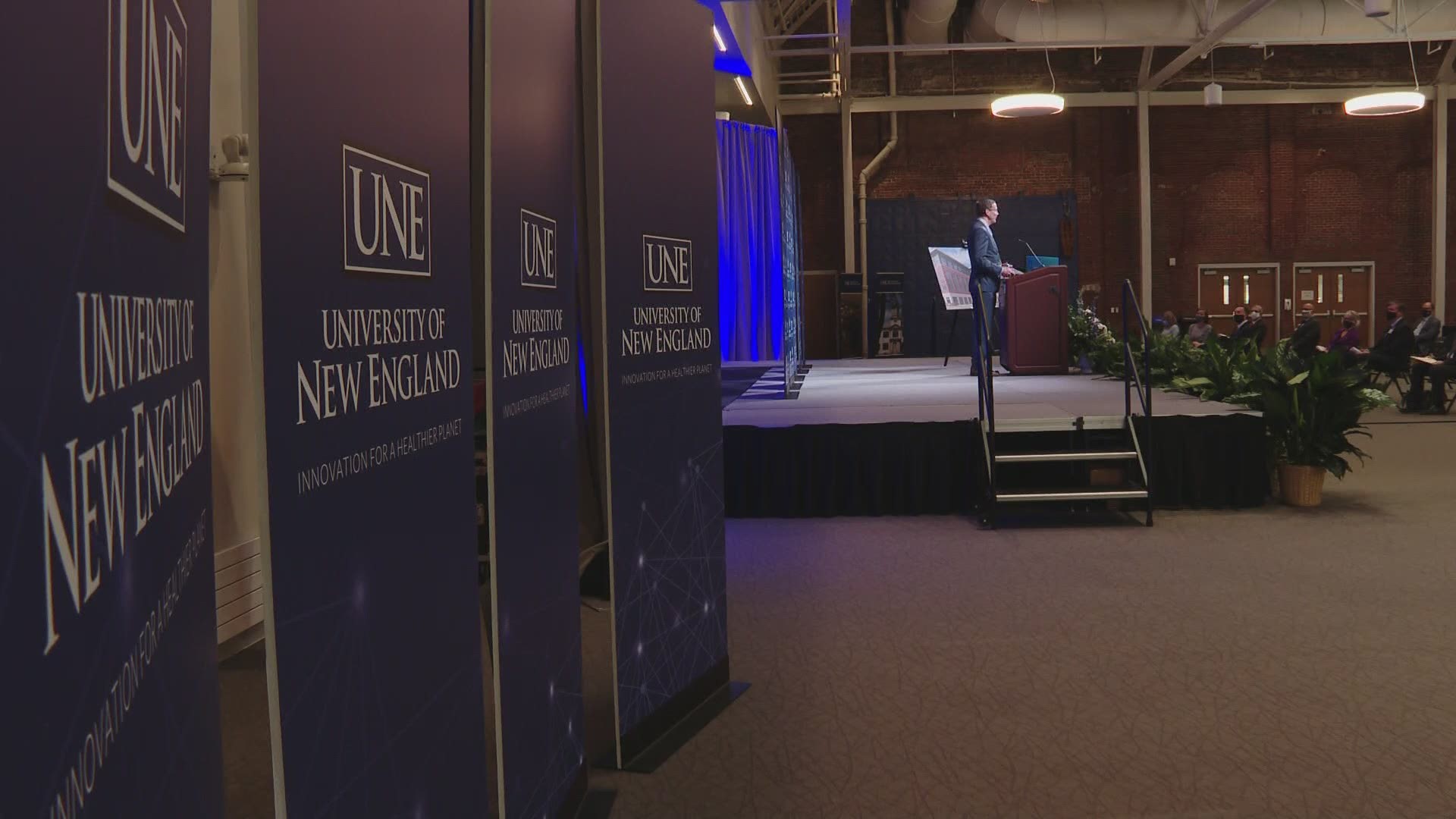 The University of New England announced it will be receiving a 30 million dollar grant from the Herald Alfond Foundation.