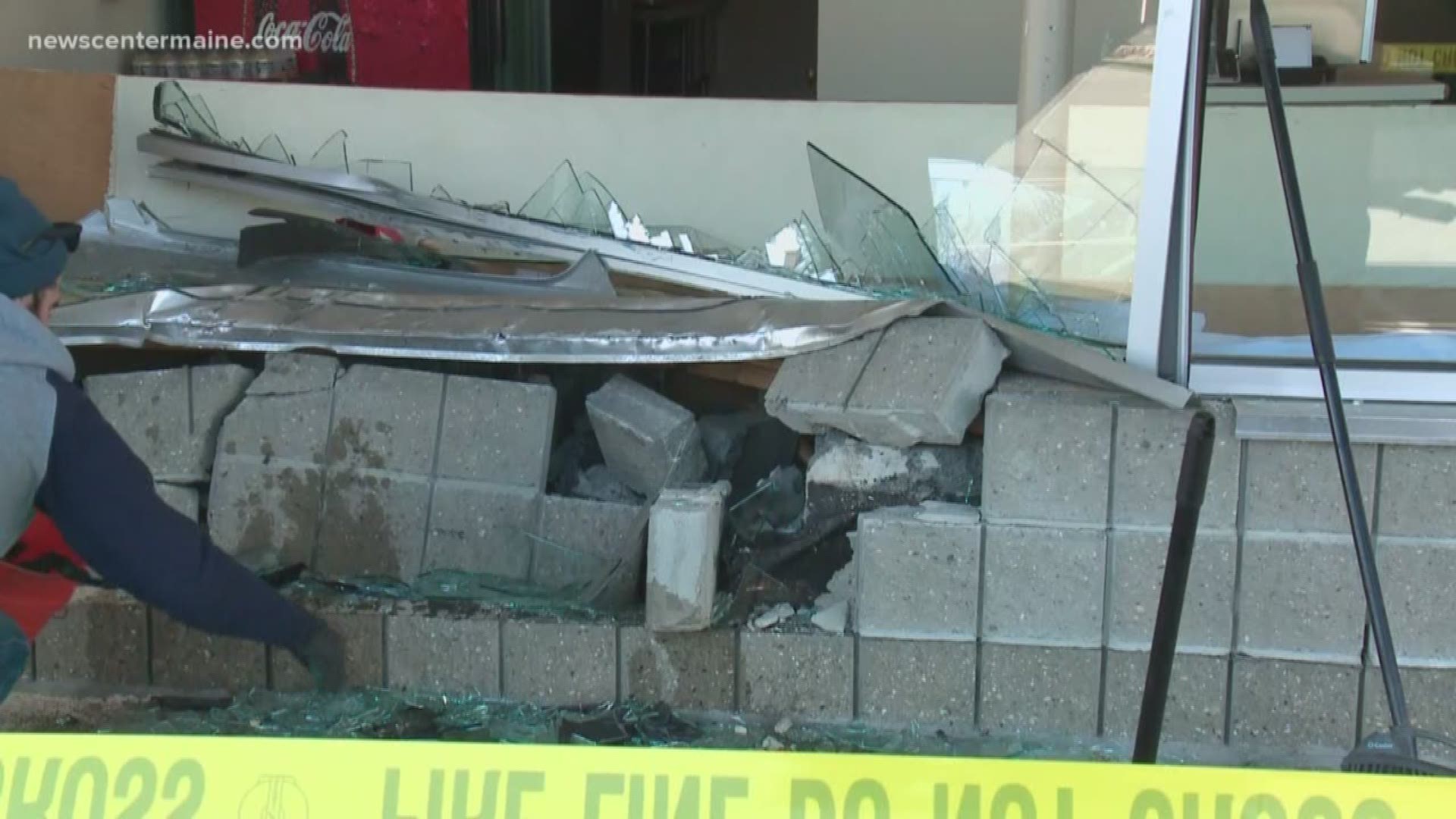 Car crashes into South Portland bagel shop