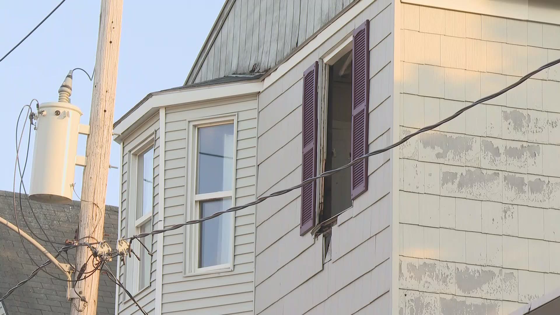 The red cross is helping ten people who lived in a downtown Portland apartment building find a place to stay after a fire.