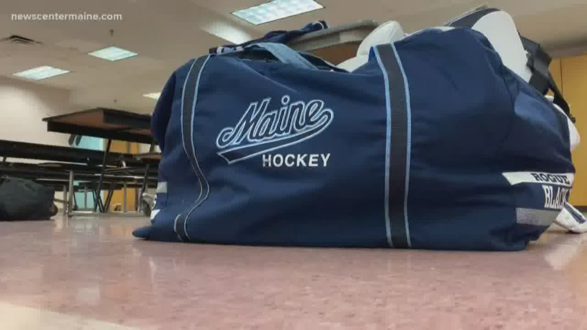 Wednesday morning preschoolers had all eyes on players from the UMaine Womens ice hockey team.