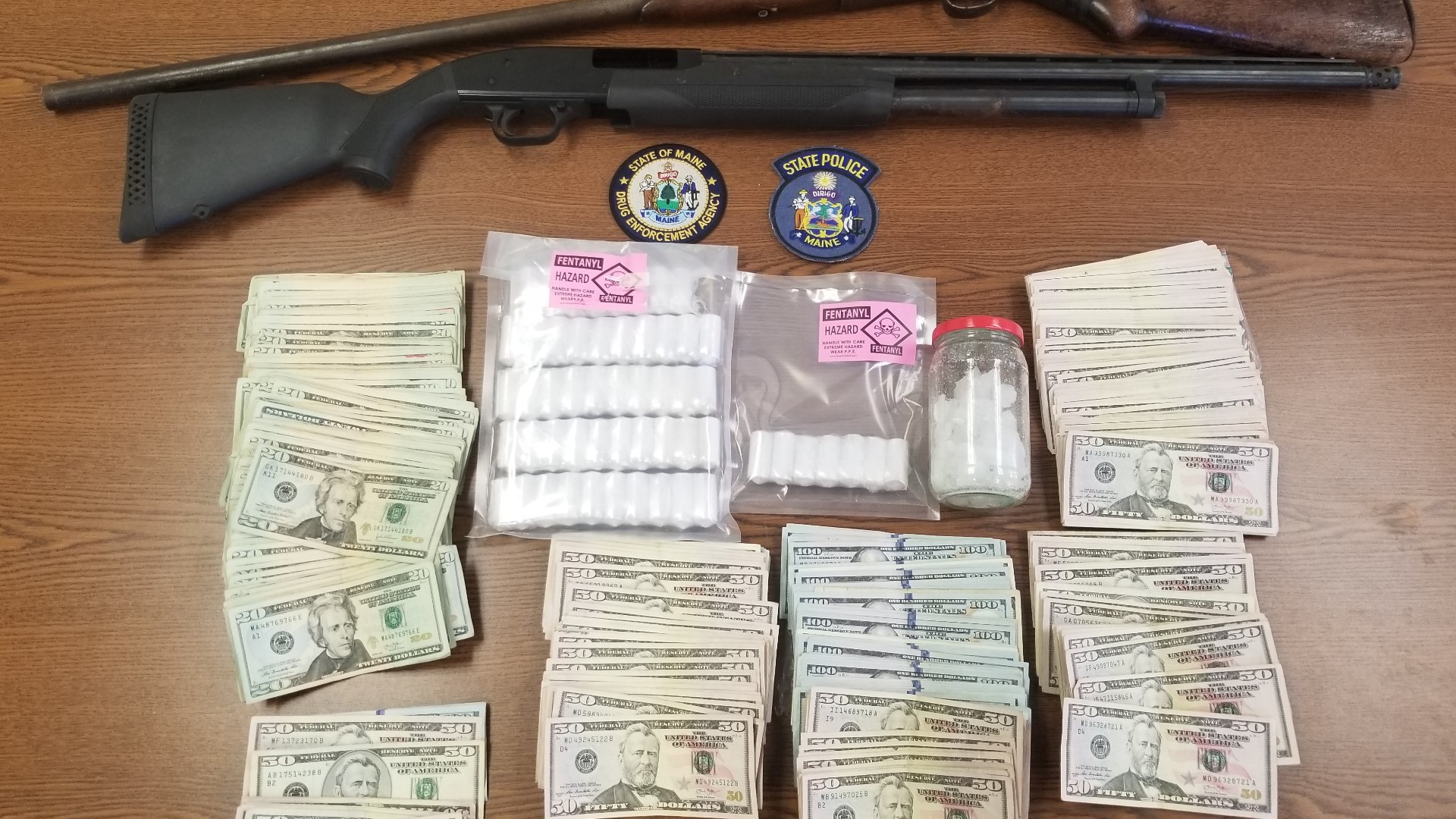 More than $130K worth of heroin & meth seized after a traffic stop on I ...