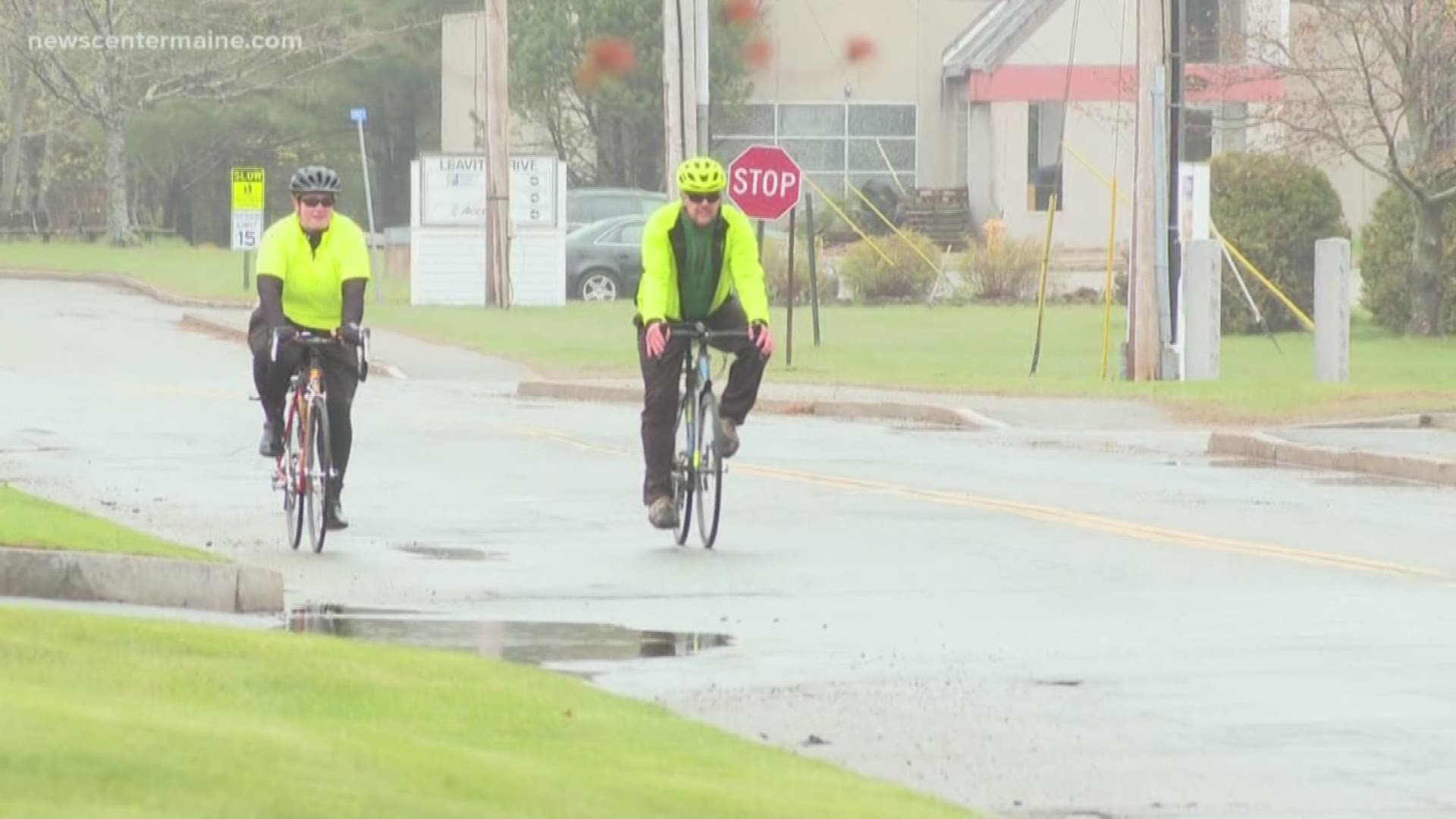 These two Mainers won't let rain or snow stop them from biking to work.