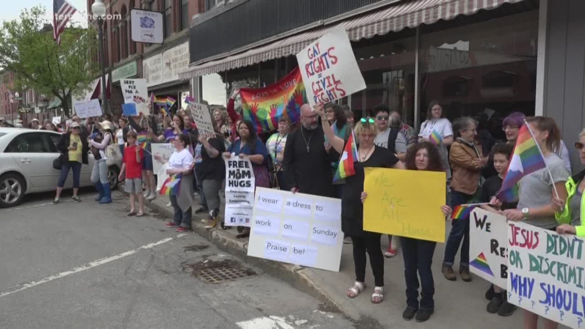 The Children's Book Cellar in Waterville drew large crowds for its "Drag queen story hour."