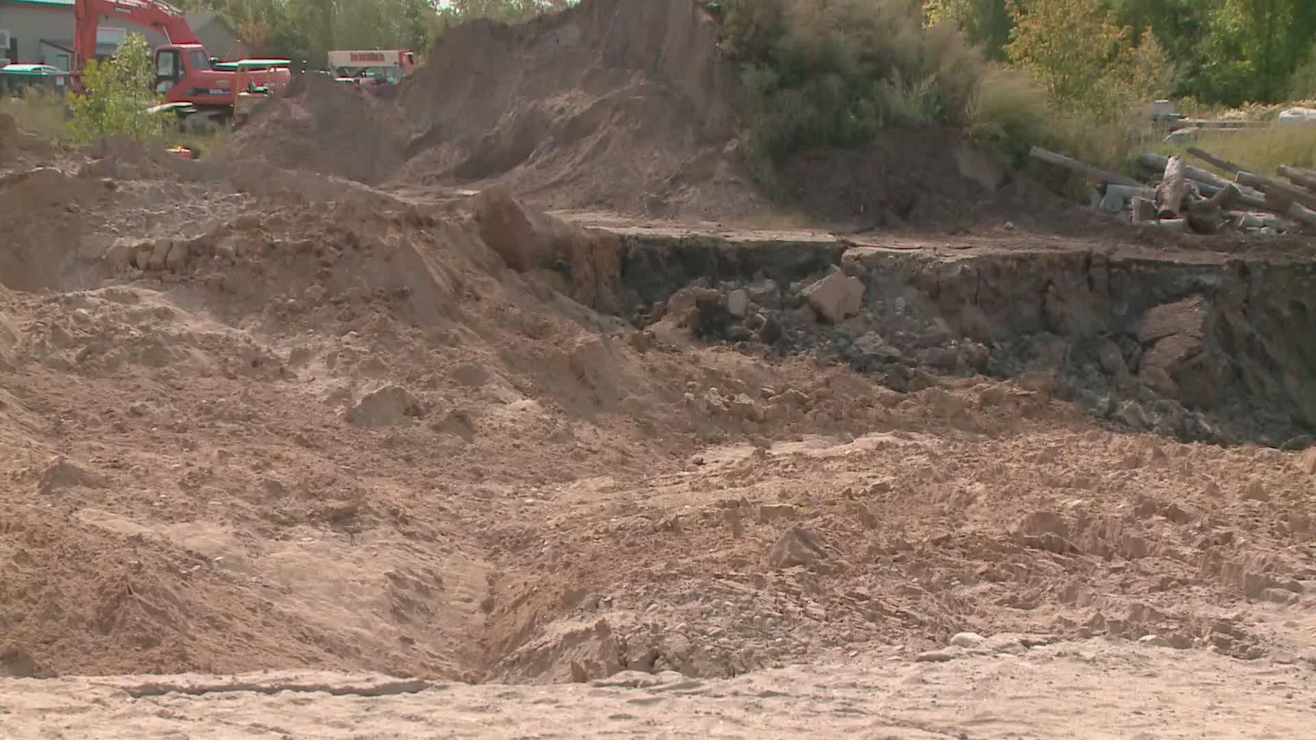 Westbrook Mayor declares state of emergency over landslide blocking Presumpscot River
