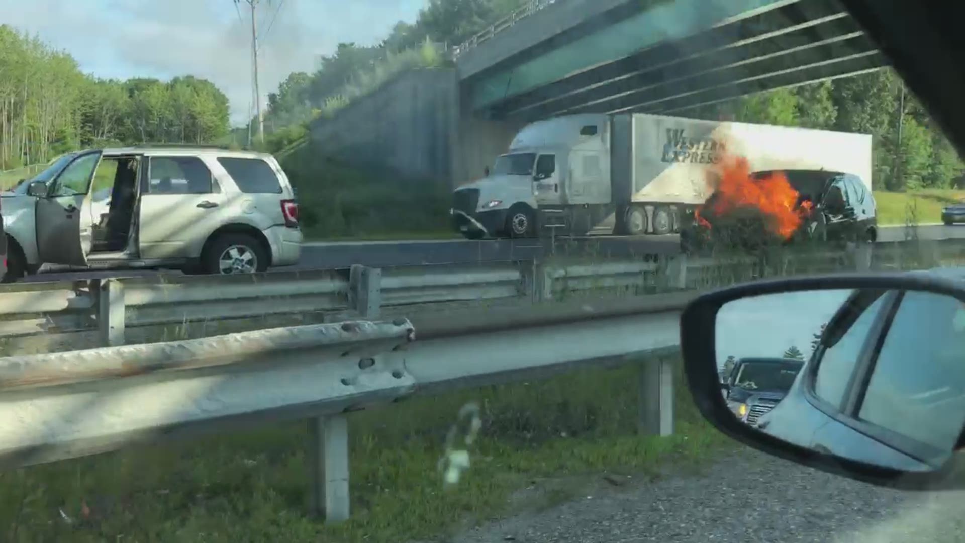 Traffic slows for Scarborough car fire on Maine Turnpike