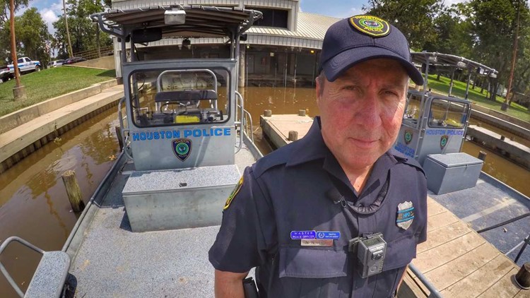 Cop with terminal cancer rescues hundreds of Harvey victims