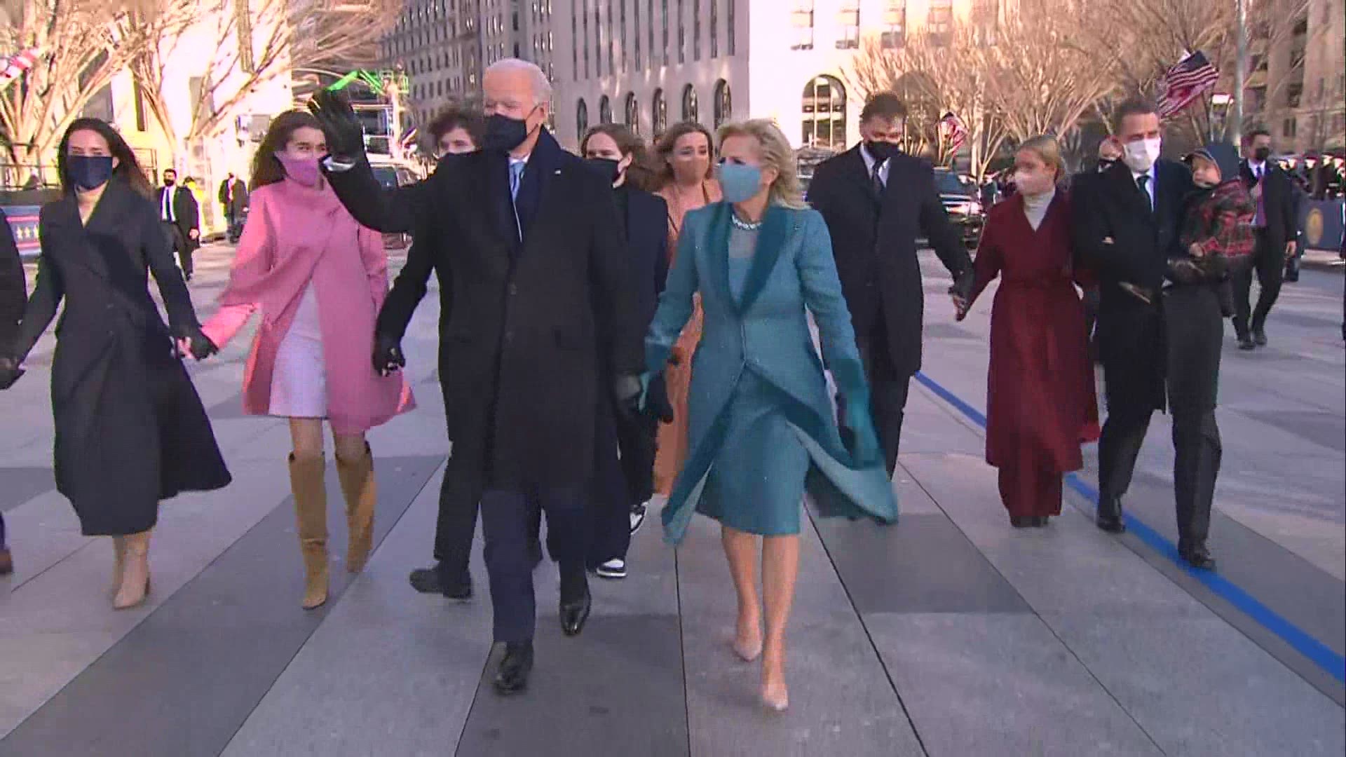 President Biden walks to the White House