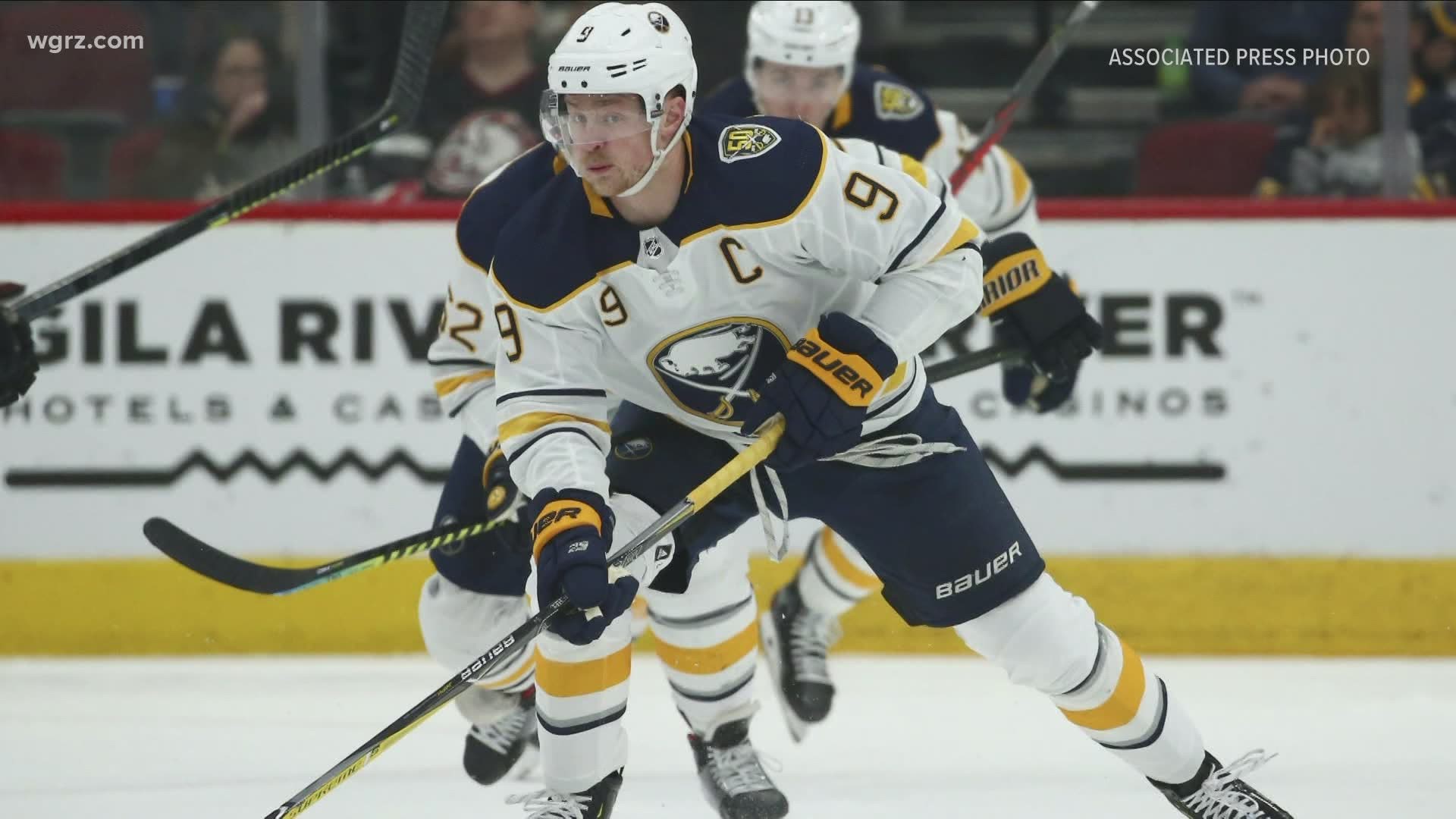 Sabres Sign Forward Curtis Lazar Newscentermaine Com