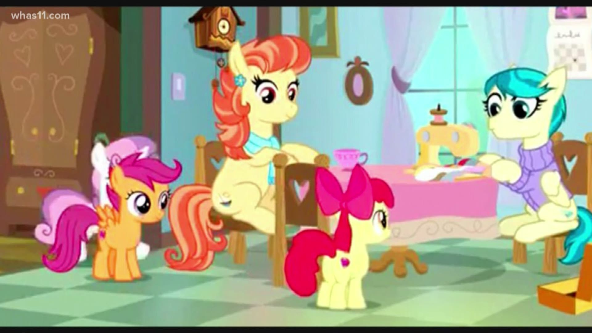 My Little Pony Introduces First Lesbian Couple