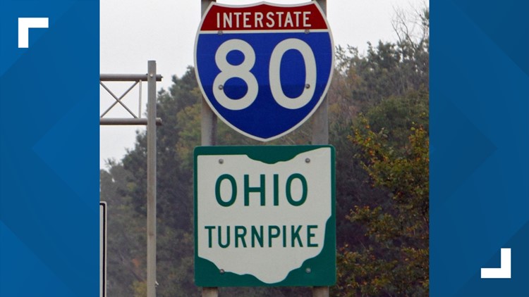 Plow on Ohio Turnpike pushed snow into lanes of oncoming traffic, multiple injuries reported