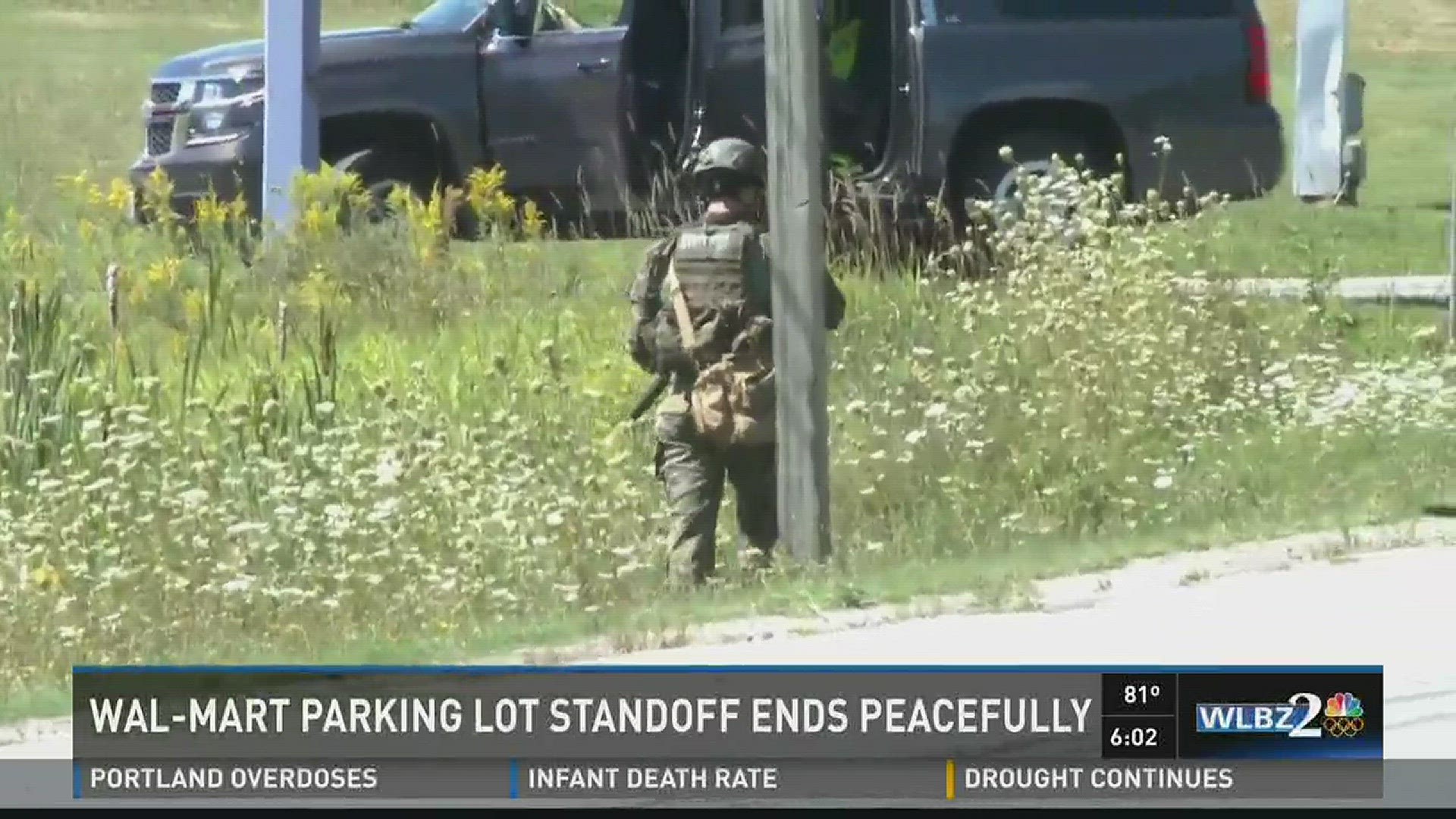 Wal-Mart parking lot standoff ends peacefully