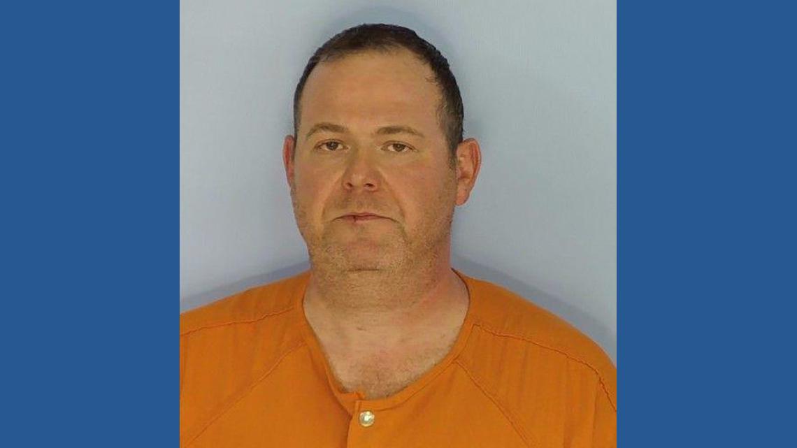 Florida doctor faces manslaughter charge after removing wrong organ in veteran, says sheriff's office