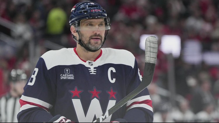 Alex Ovechkin breaks a Wayne Gretzky record with another in sight | Locked On Capitals
