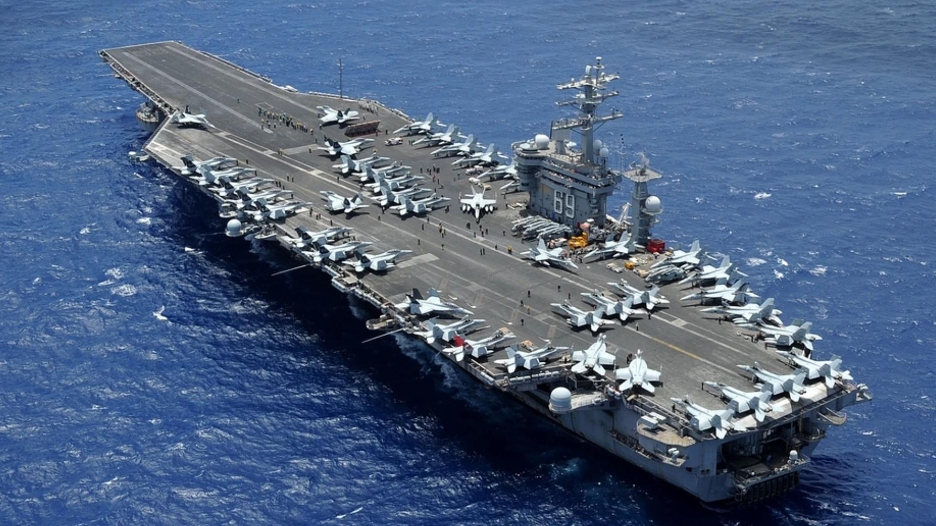 4507 Examples 2 US Navy aviators eject while landing plane on aircraft carrier off ...