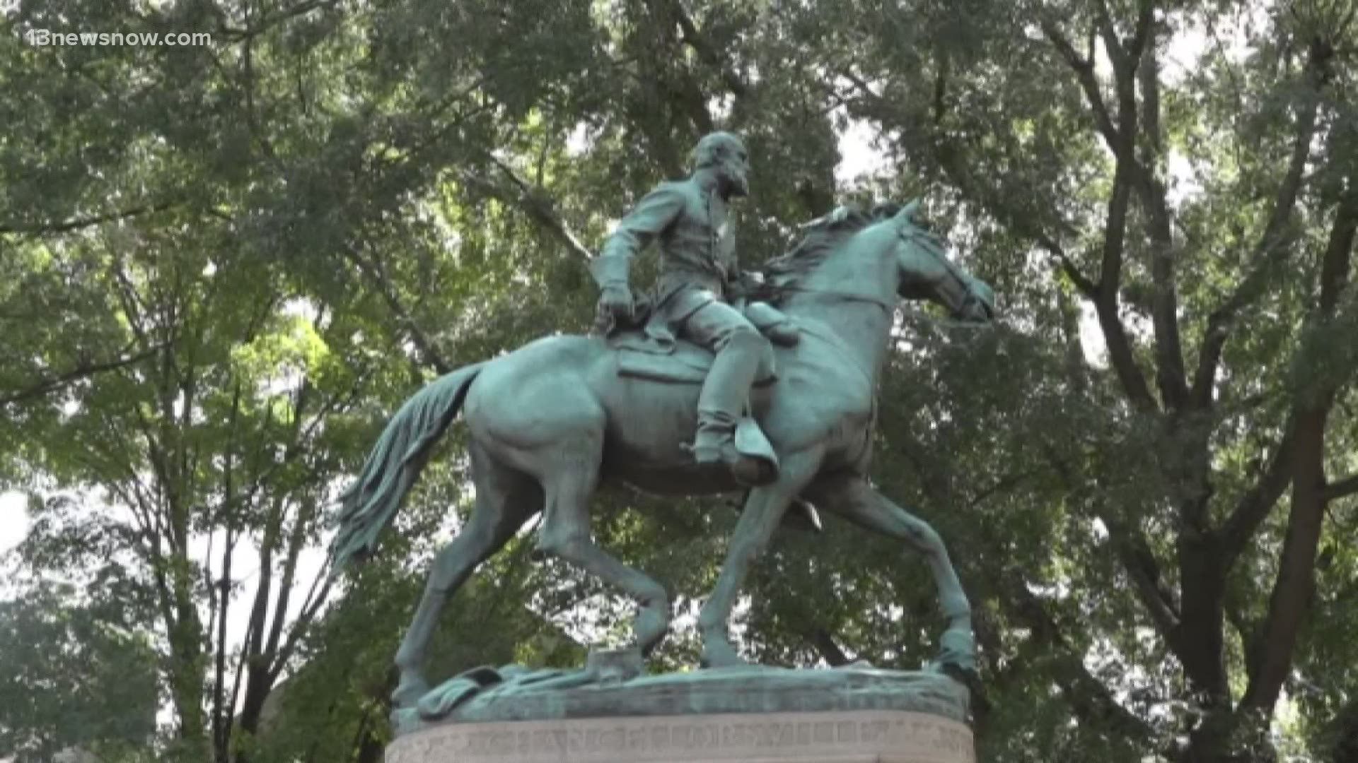 Charlottesville says a Confederate monument that helped spark a violent white supremacist rally is set to come down Saturday.