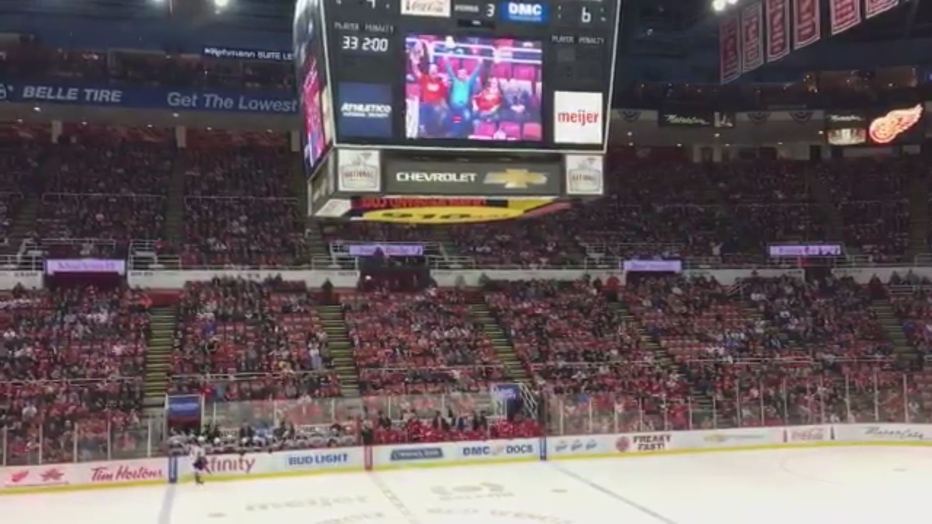 Mason Becker steals the show at Detroit Red Wings game
